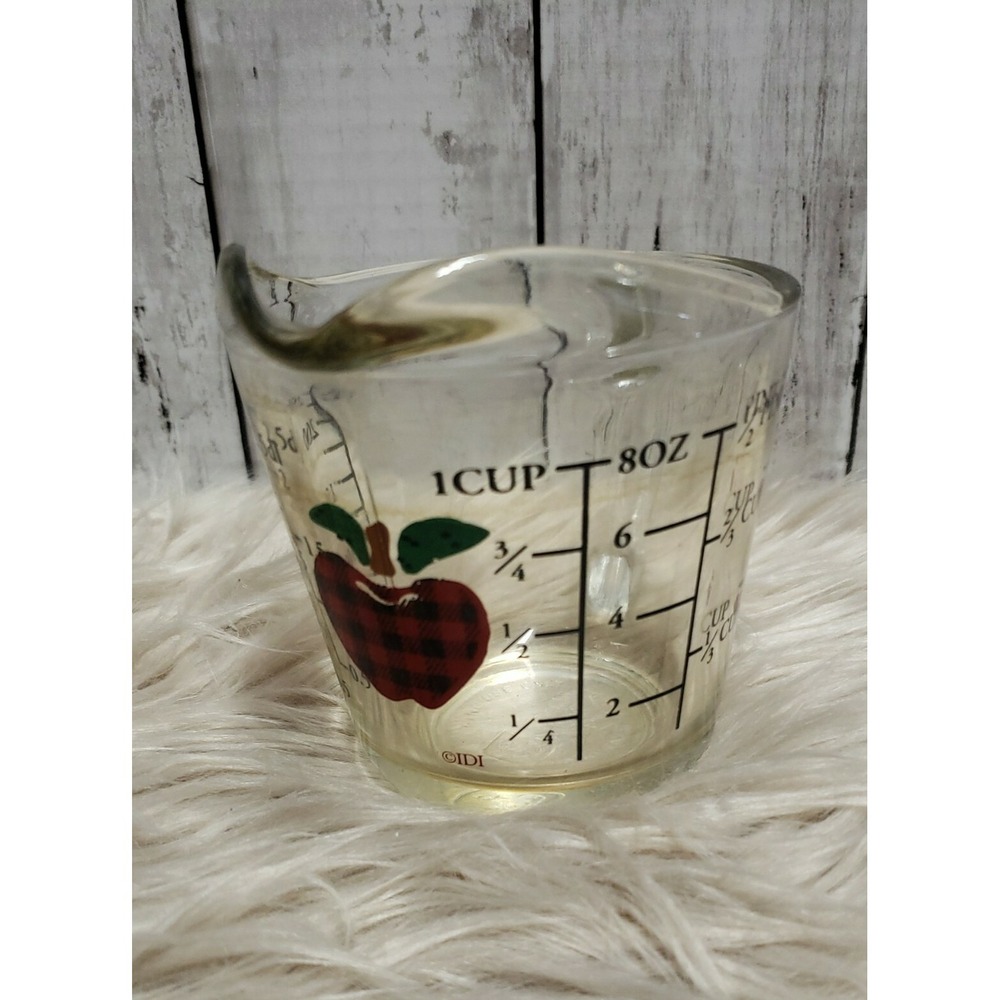 Anchor Hocking glass measuring cup Decorated With Apples cooking kitchenware